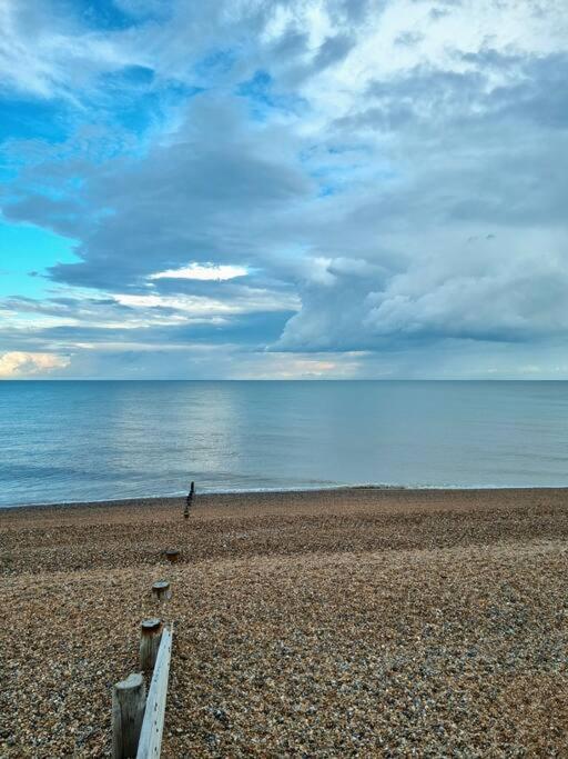 Rock House Deal Kent, Central Eclectic Boho Seaside Villa Exterior photo